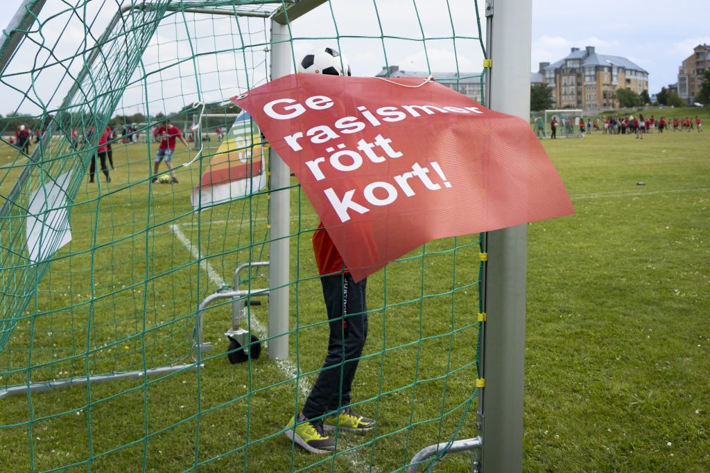 Fotboll mot rasismer